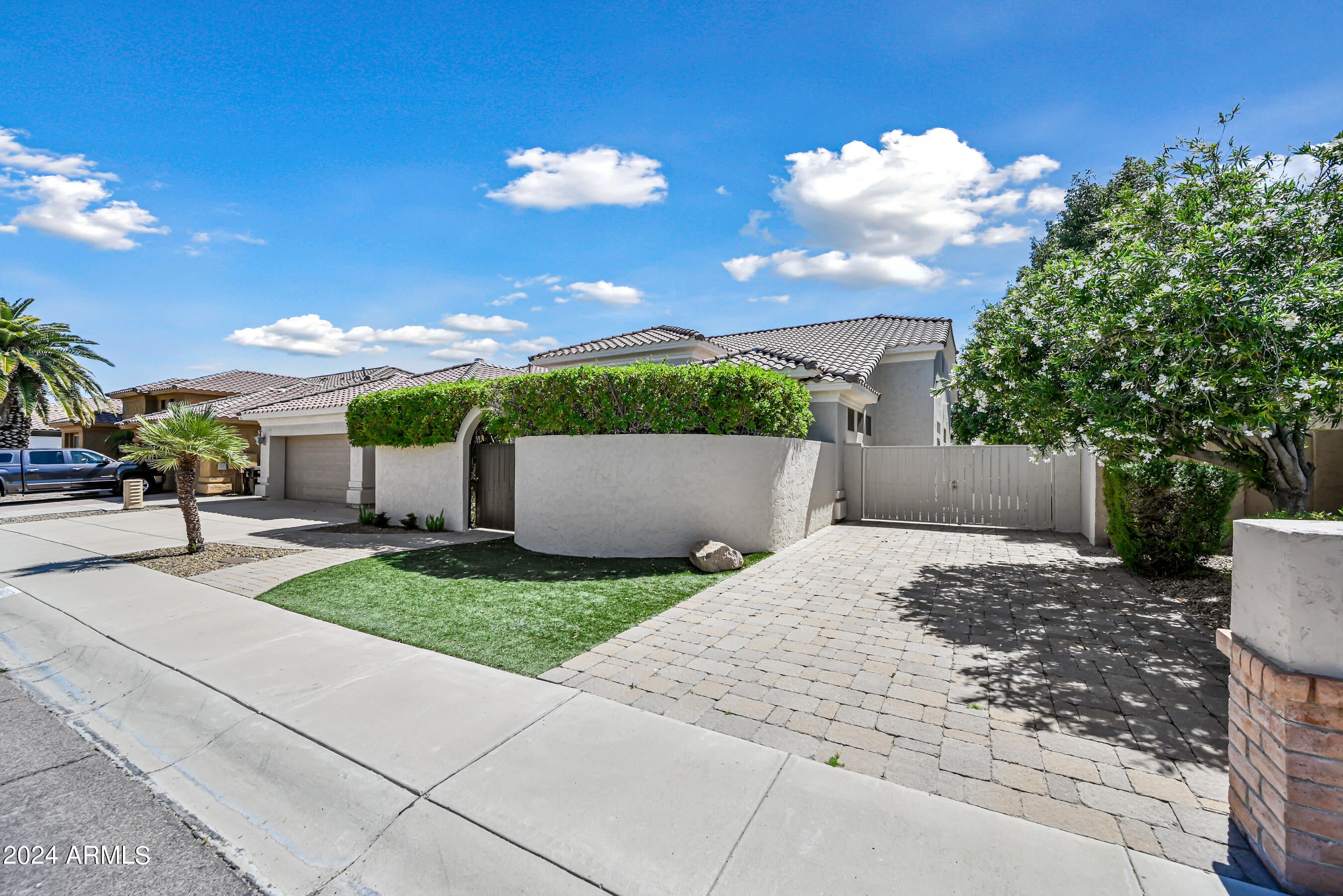 6057 E CAMPO BELLO Drive
