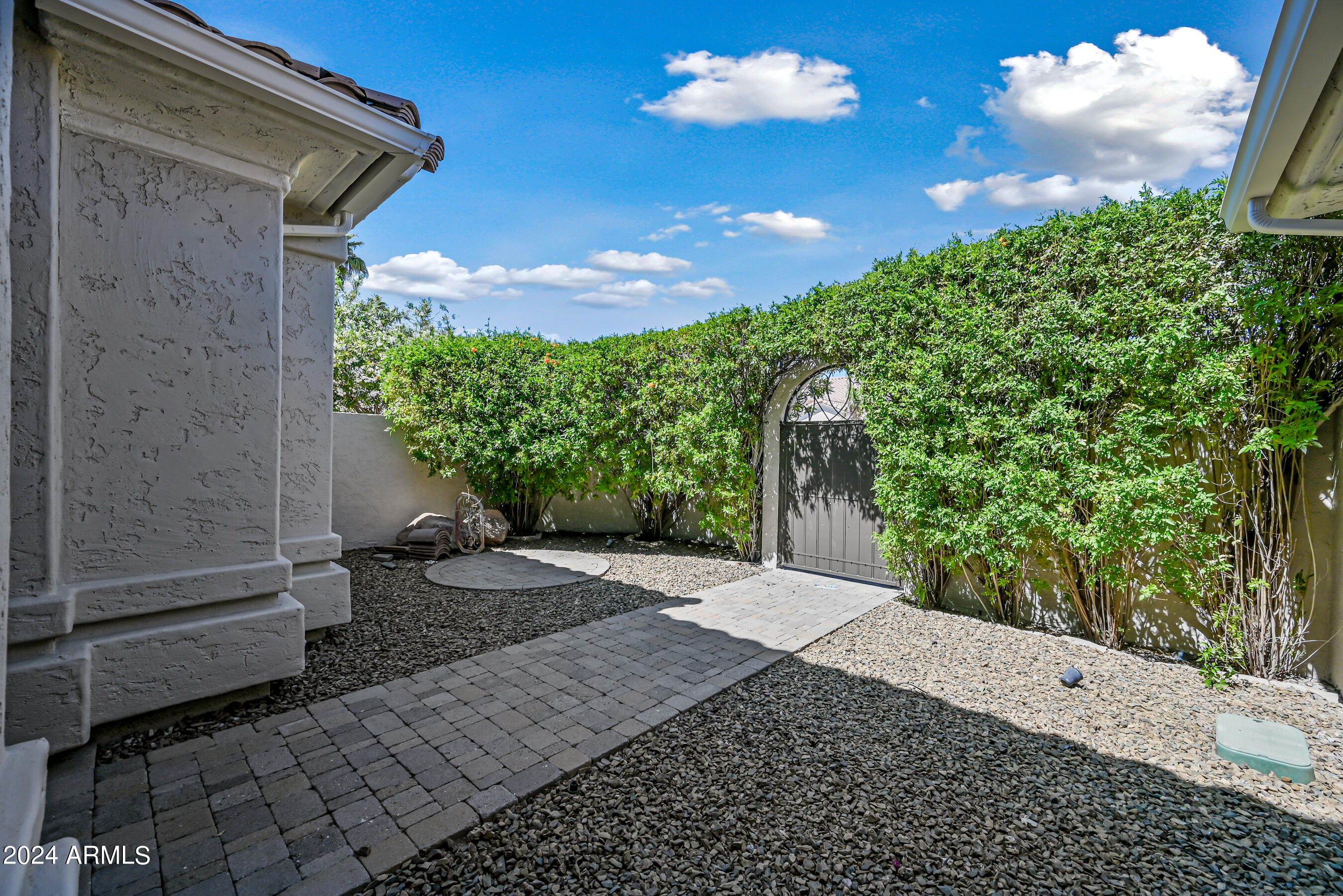 6057 E CAMPO BELLO Drive