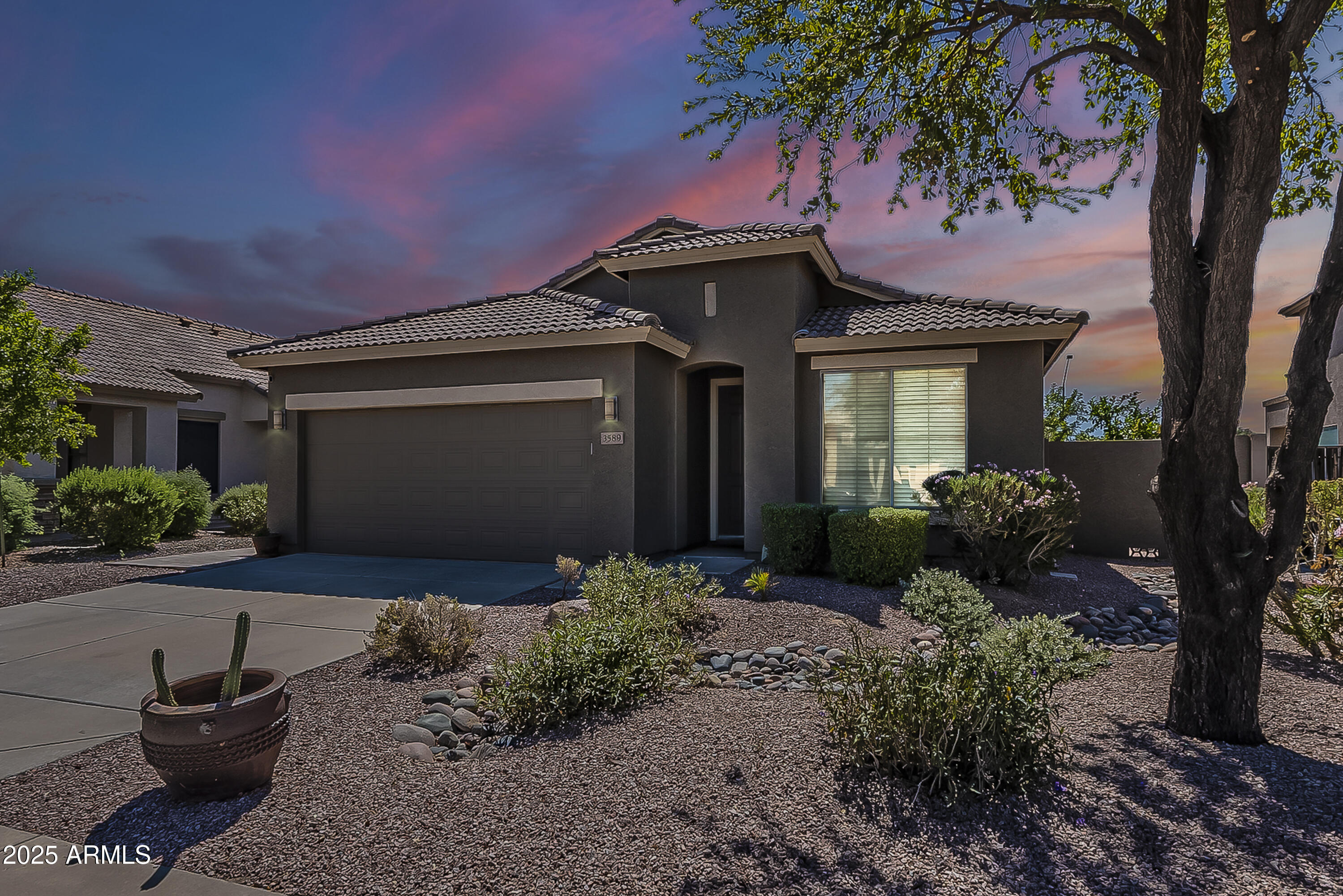 3589 E FLOWER Street