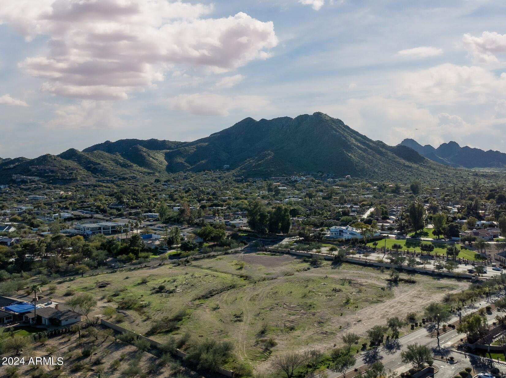 4817 E DOUBLETREE RANCH Road 2