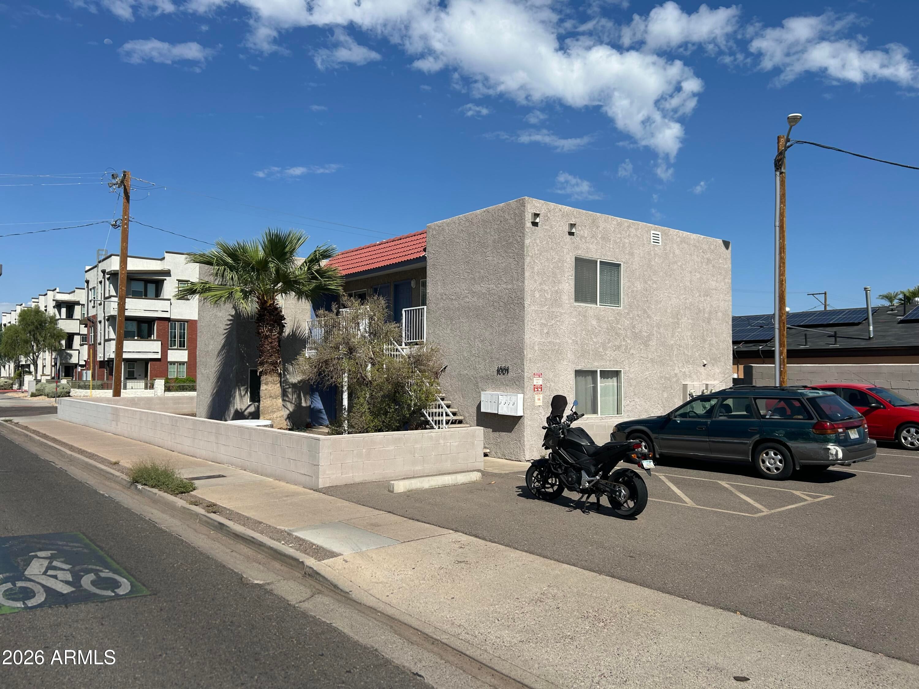 1001 N 9th Street
