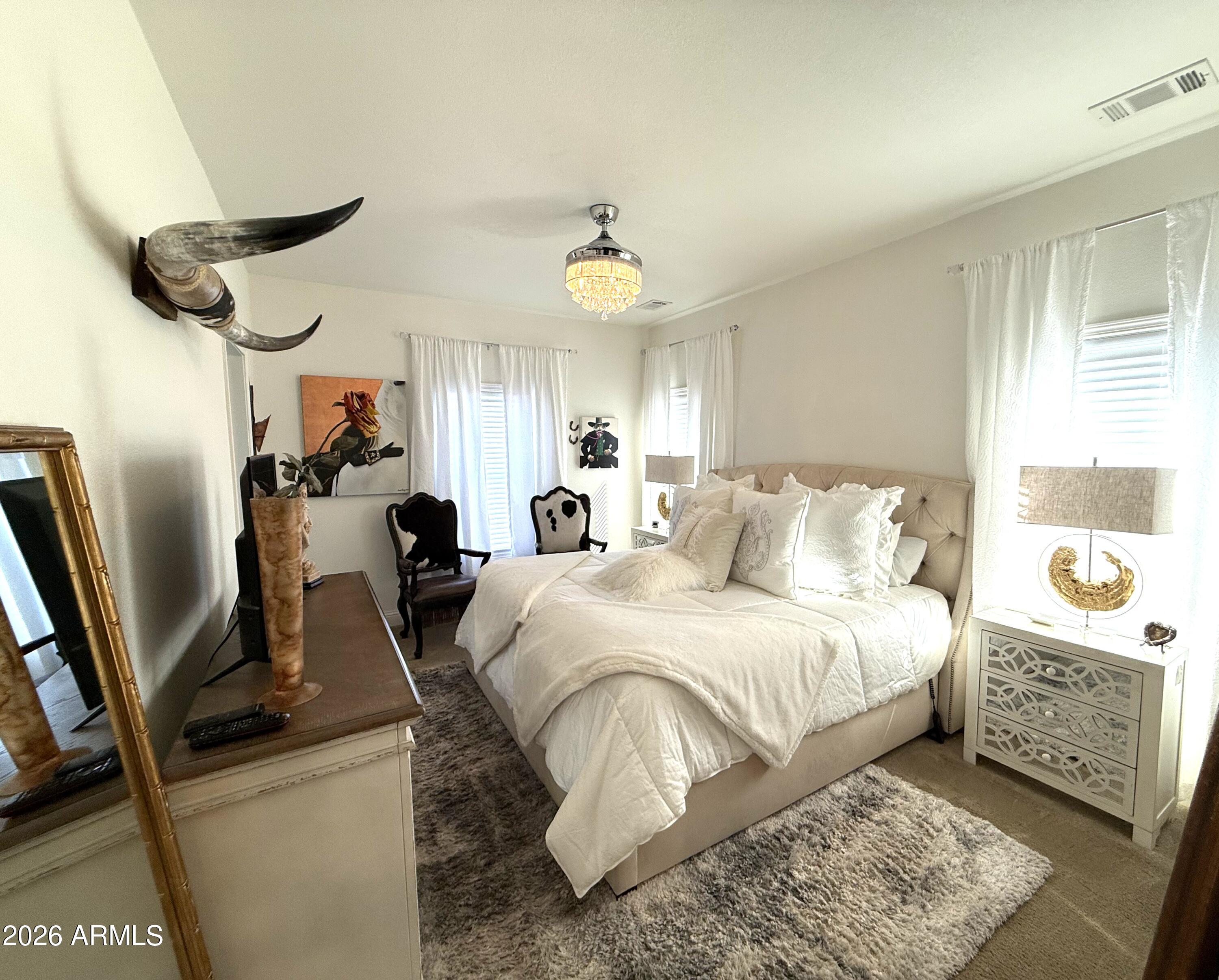 1085 Crenshaw Avenue