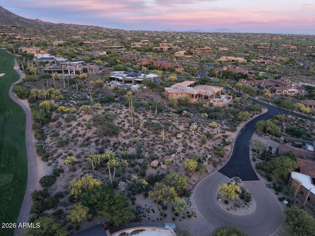DESERT MOUNTAIN - Land