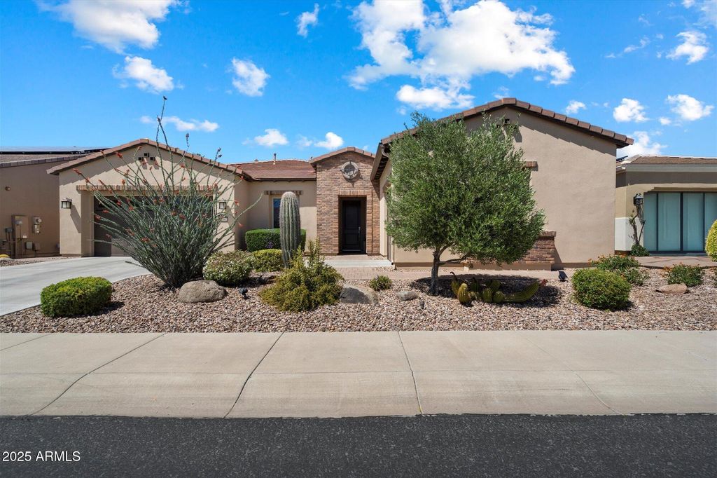 Photo of 12962 W Lone Tree Trail, Peoria, AZ 85383 (MLS # 6951898)