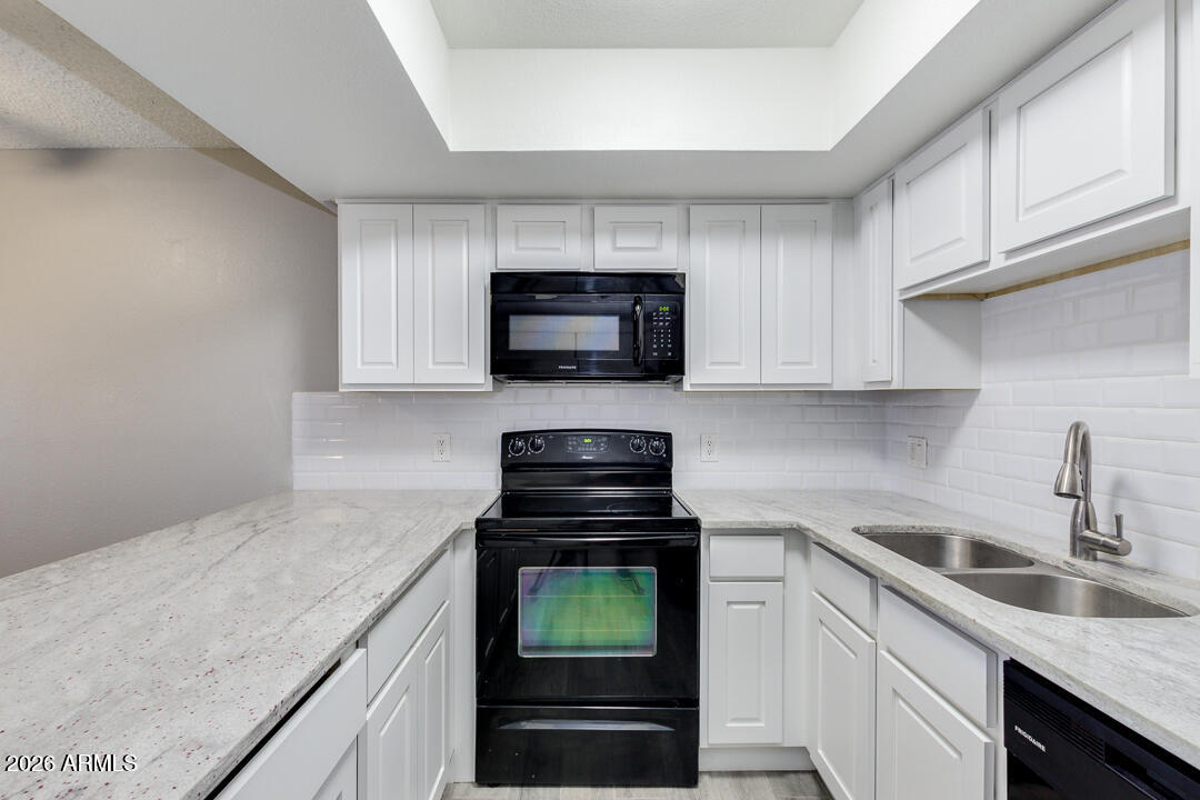 2149 E 10TH Street 3