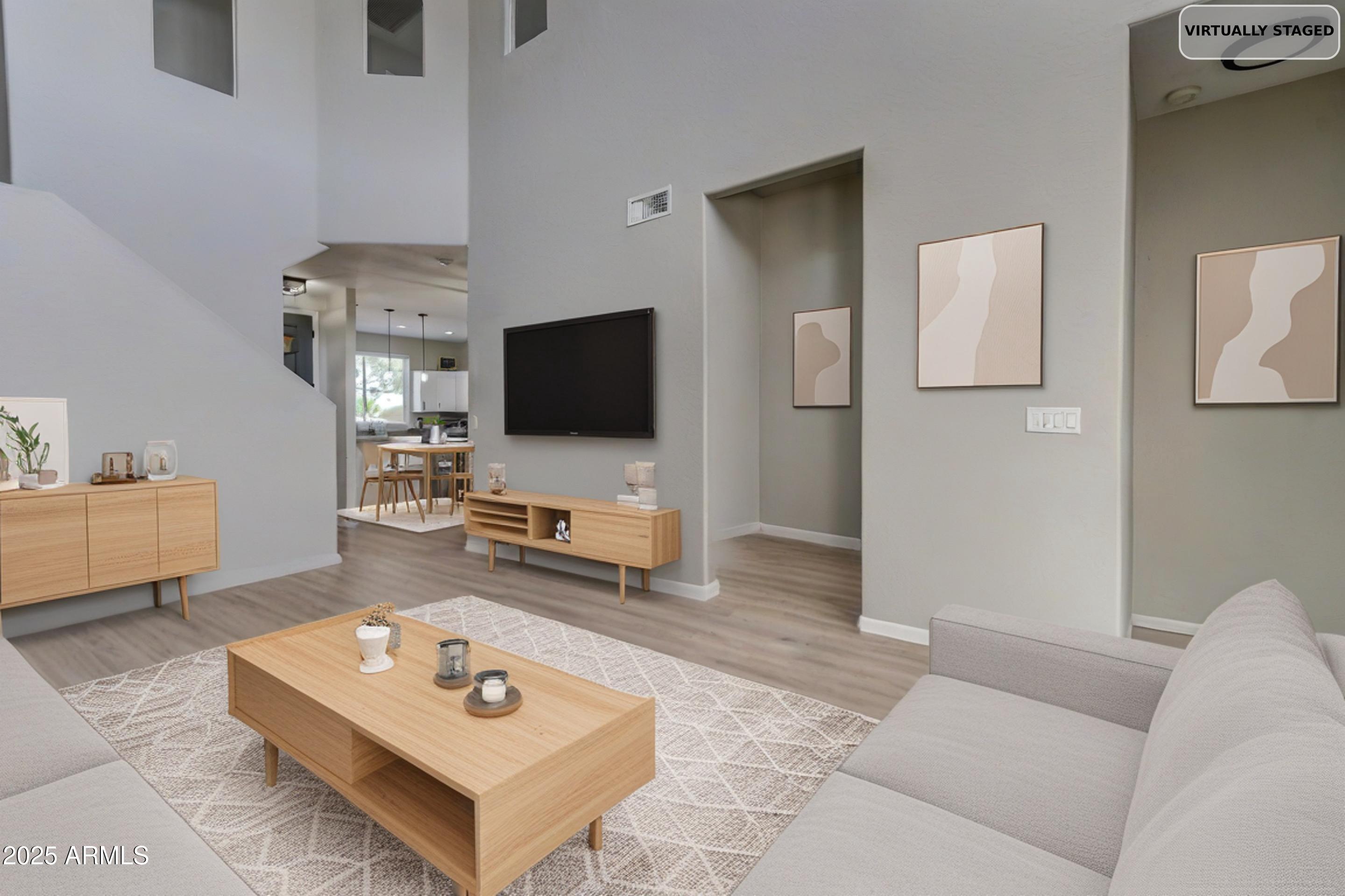 1829 N FENCE LINE Drive 1