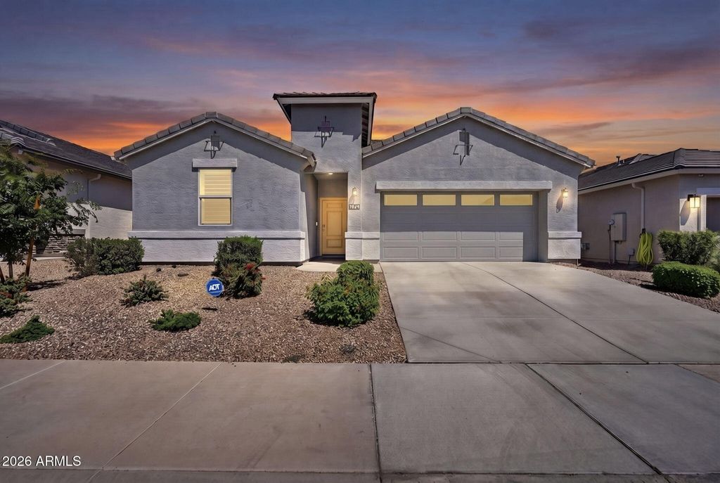Photo of 9871 S Palo Verde Drive, Apache Junction, AZ 85120 (MLS # 7015025)