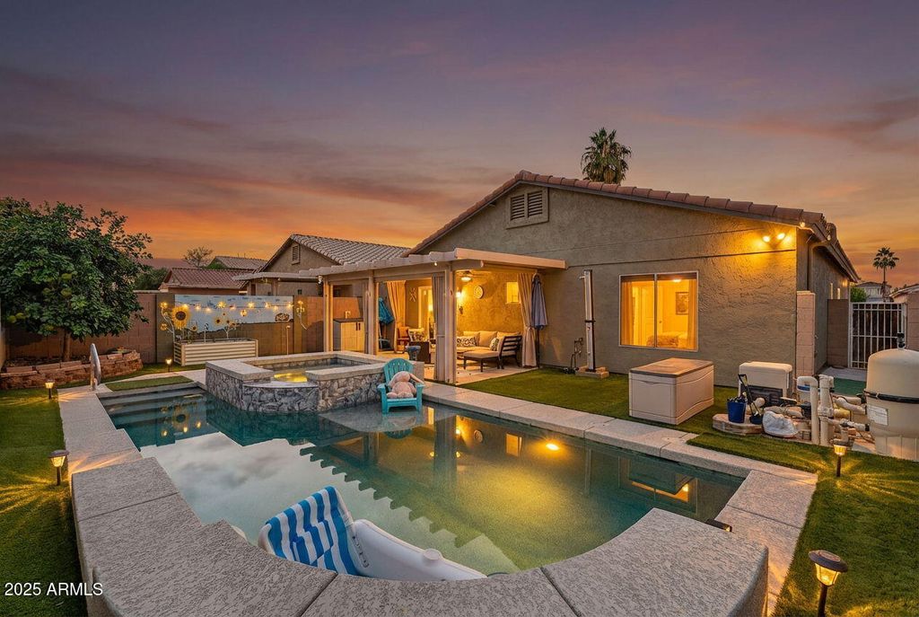 Photo of 783 E Drifter Place, San Tan Valley, AZ 85143 (MLS # 6952074)