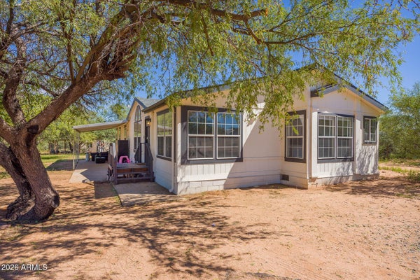 2498 W COLUMBINE LN, BENSON, AZ 85602 - Image 8bbe4b0e250fed086cd030b2c1c8798c/3360724597