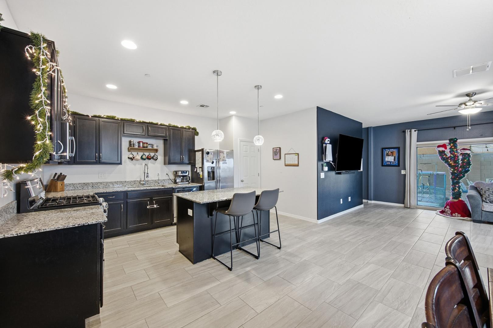 21359 W Alvarado Road