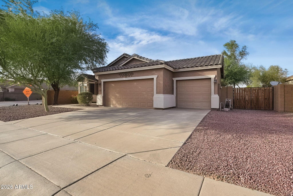 Photo of 1530 E Fontana Drive, Casa Grande, AZ 85122 (MLS # 7095893)