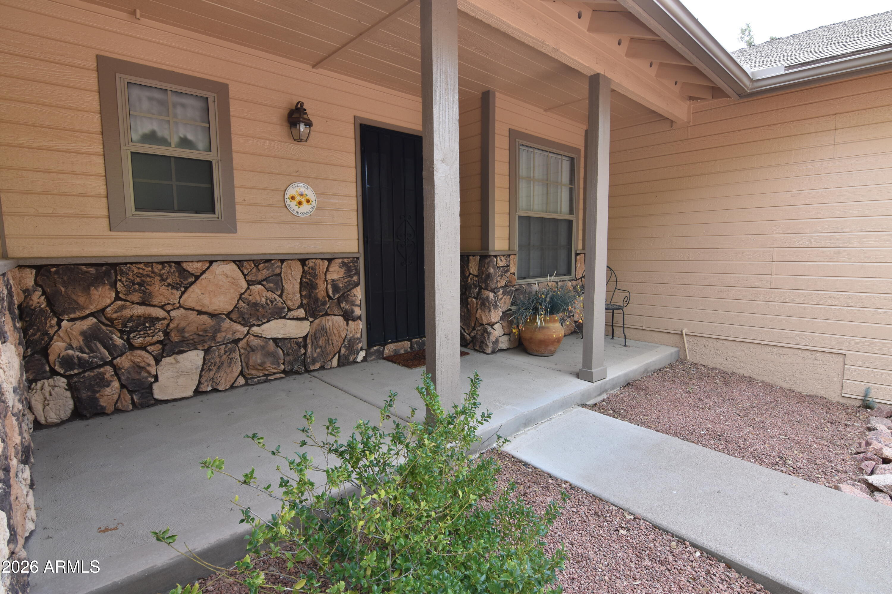 503 N WOOD HILL Road