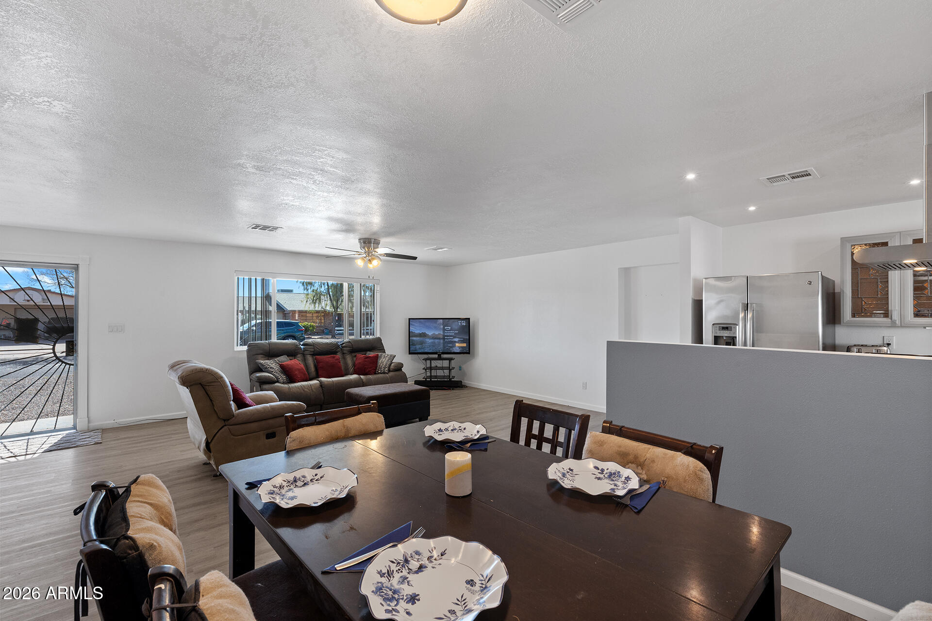 610 E ESTEVAN Avenue