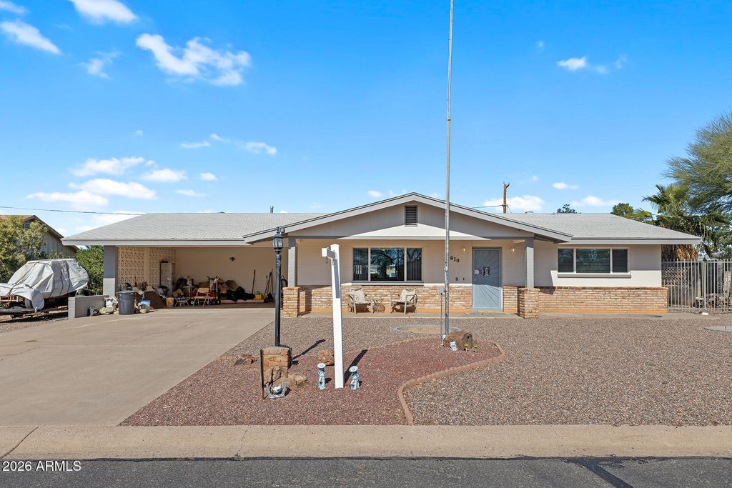 Photo of 610 E Estevan Avenue, Apache Junction, AZ 85119 (MLS # 6972270)