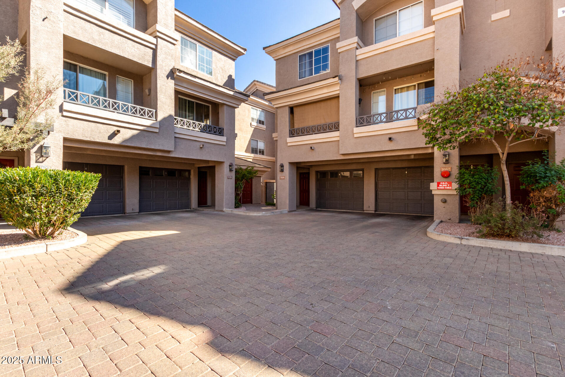 4455 E PARADISE VILLAGE Parkway S 1068