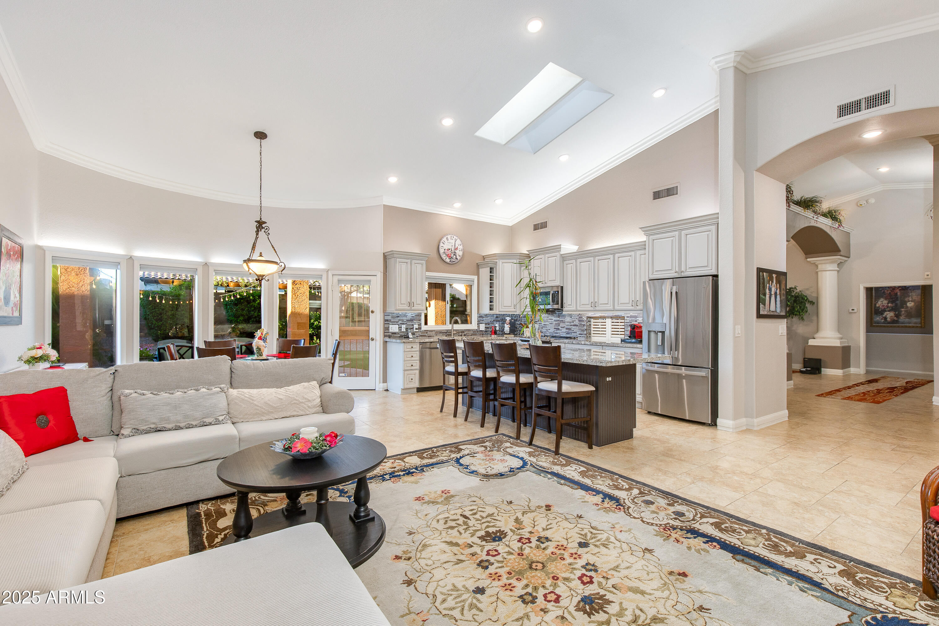 6836 E WINCHCOMB Drive