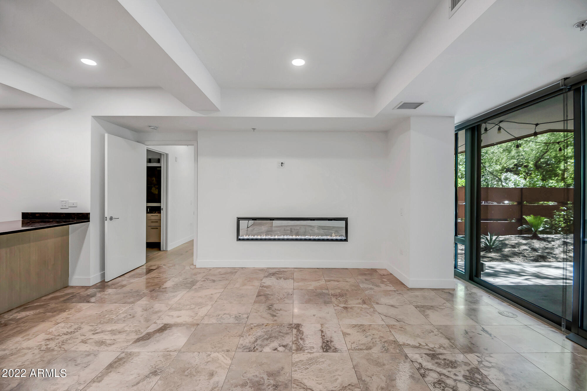 7121 E RANCHO VISTA Drive 1004