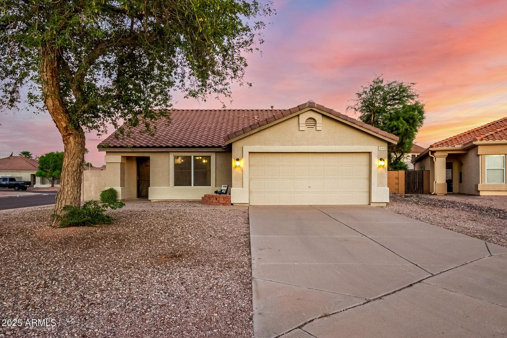 Photo of 3133 S 82nd Circle, Mesa, AZ 85212 (MLS # 6930344)