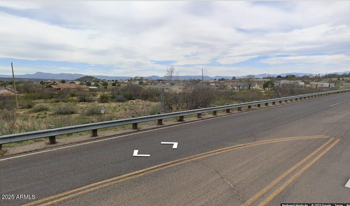 4395 E BEAVER CREEK Road 6