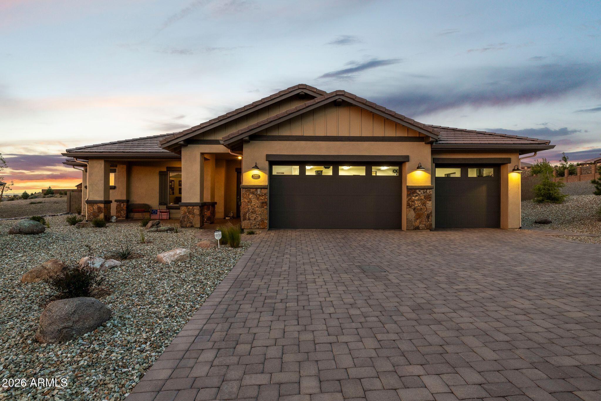 5237 DELLS POINT Road