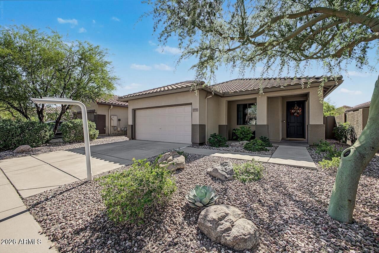 1851 W KURALT Drive
