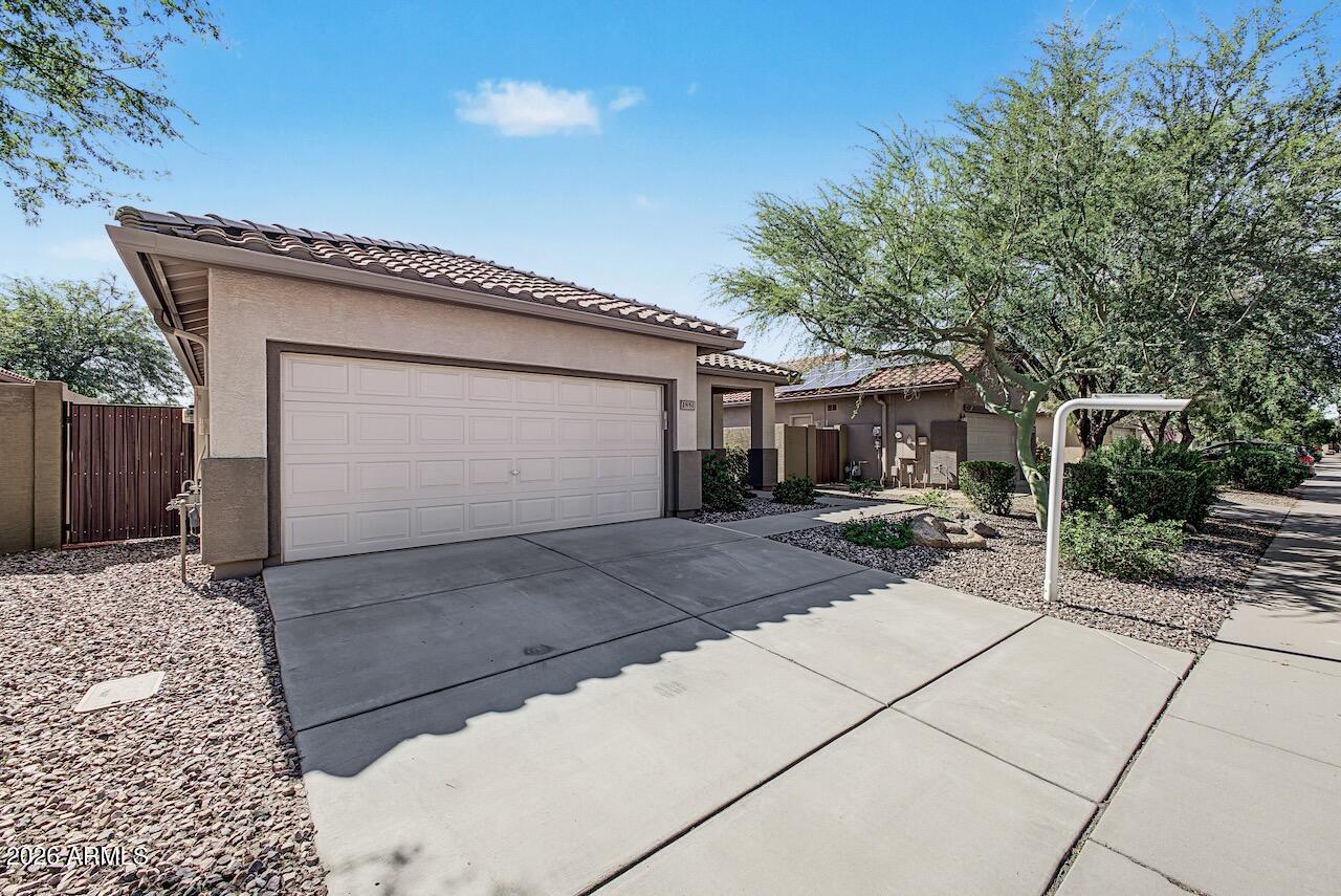 1851 W KURALT Drive