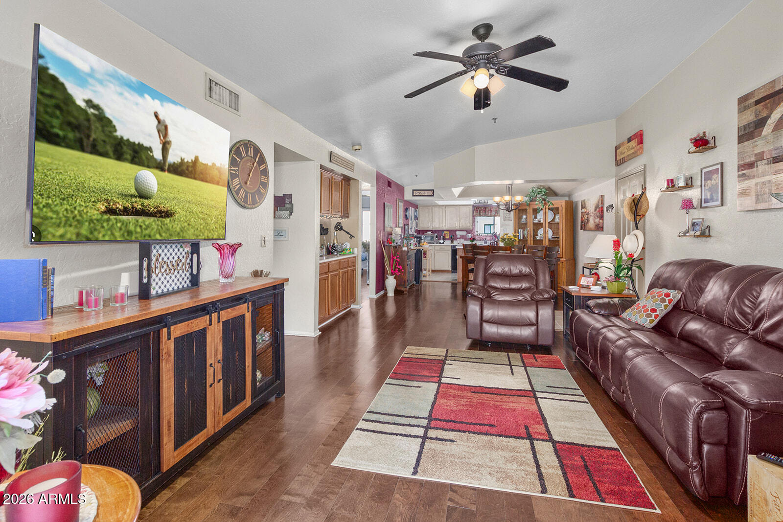 3031 N CIVIC CENTER Plaza 336