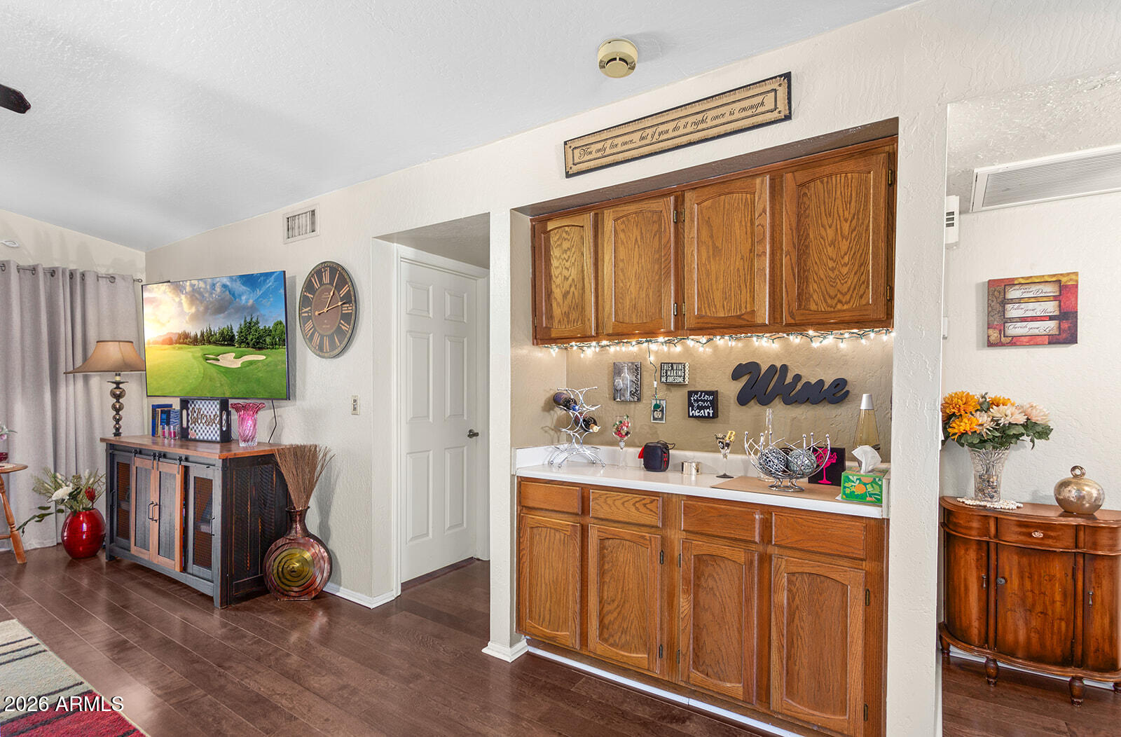 3031 N CIVIC CENTER Plaza 336