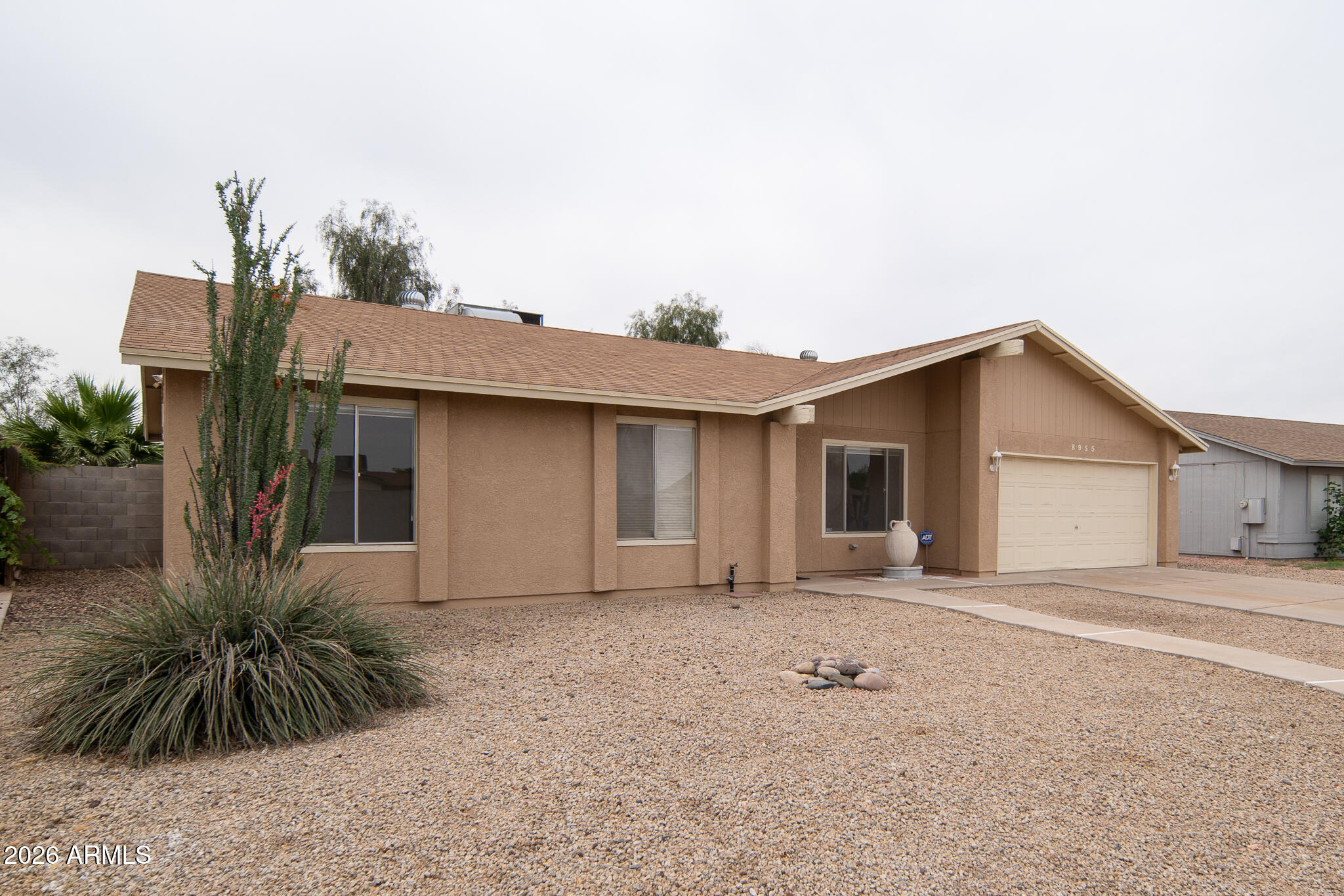 8955 W MEADOWBROOK Avenue