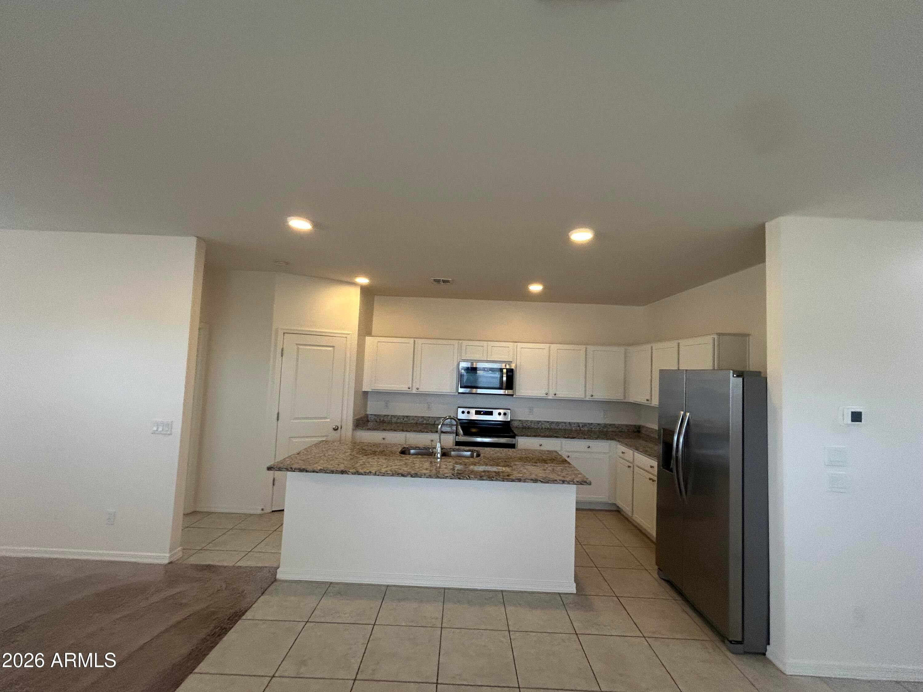 35562 W Santa Clara Avenue