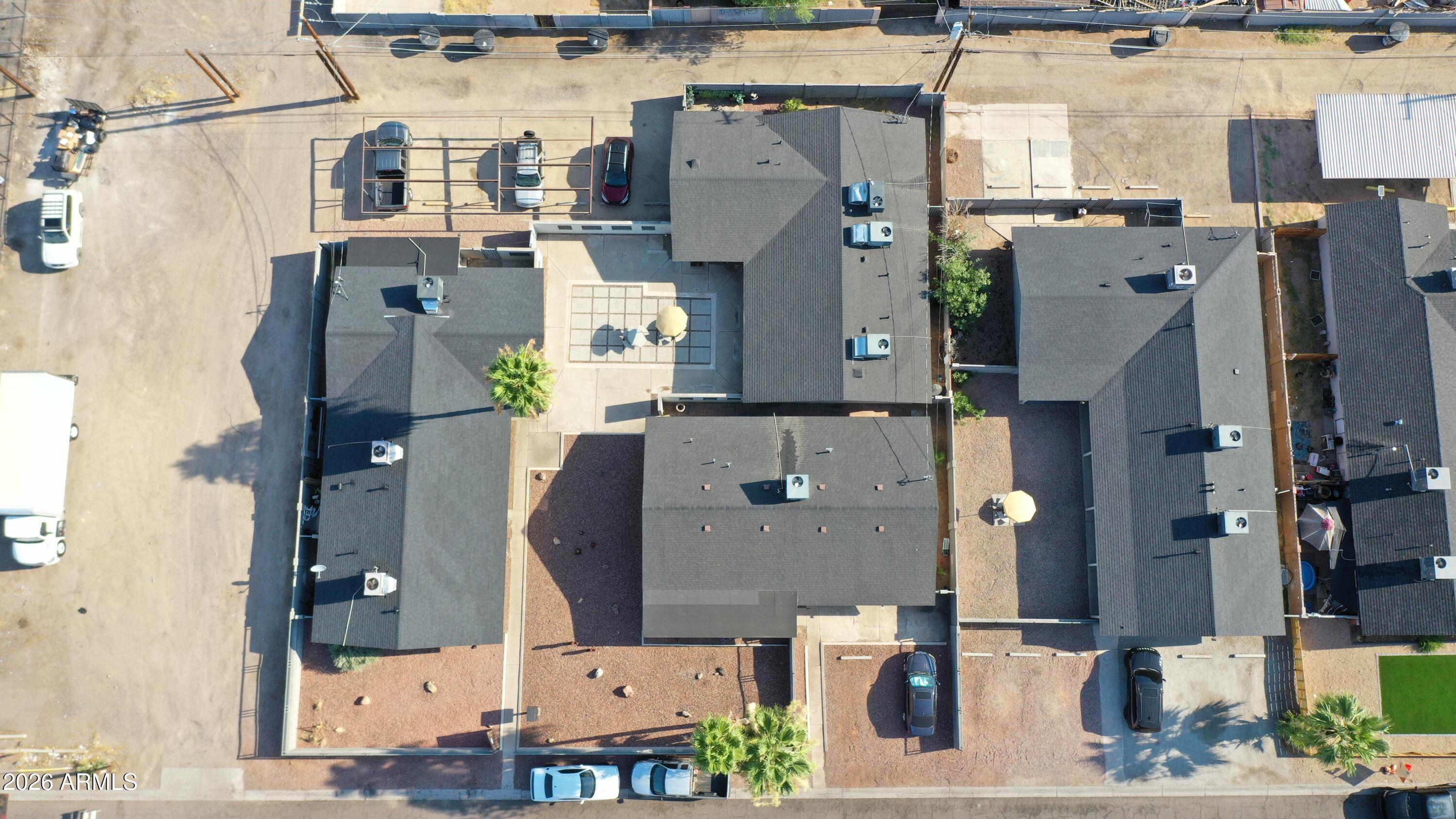 2620 W PIERSON Street