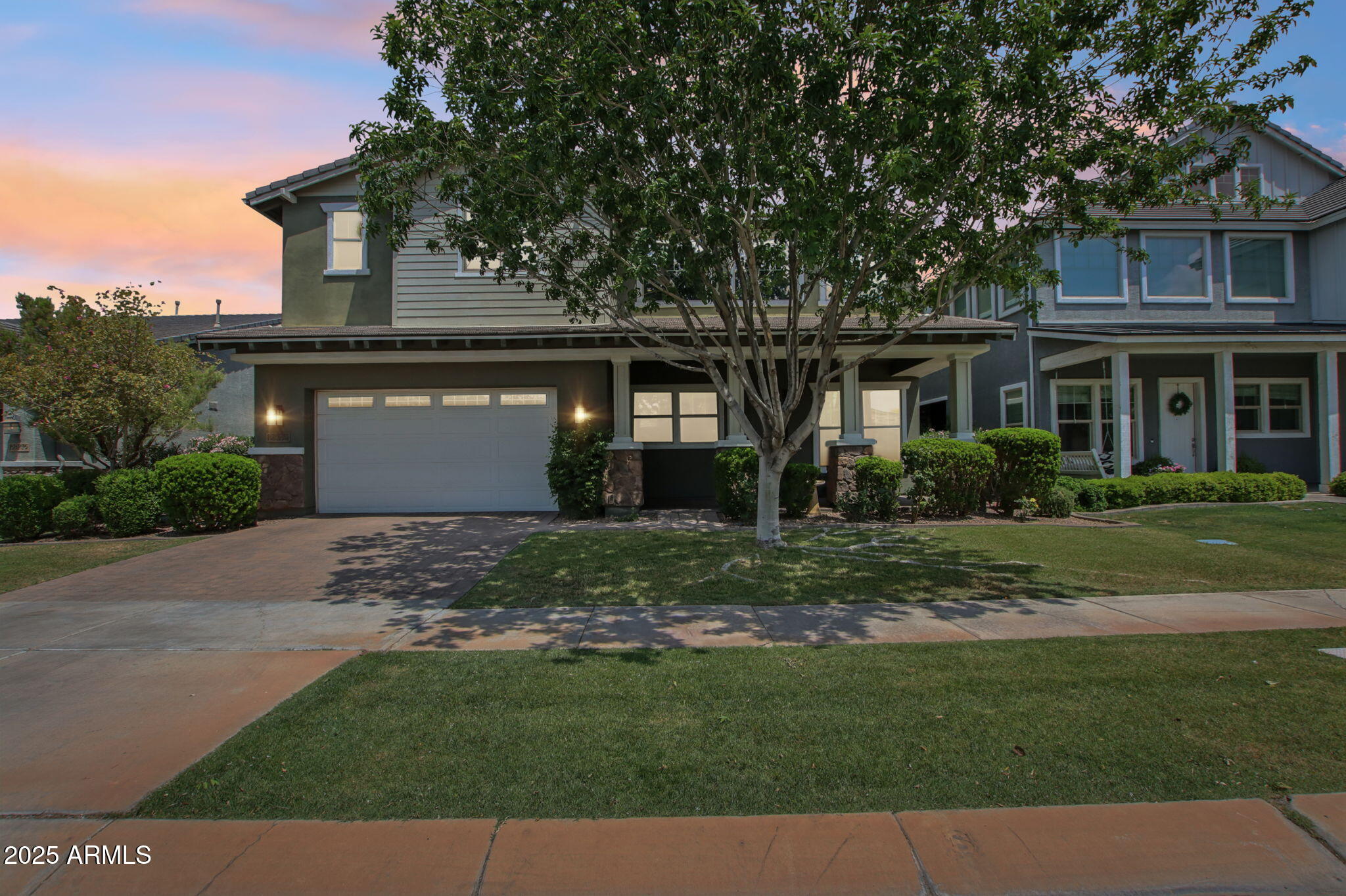 2942 E Appaloosa Road