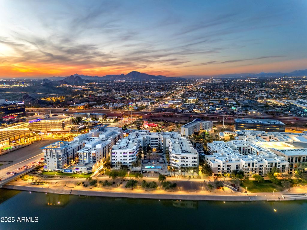 Photo of 945 E Playa Del Norte Drive #5005, Tempe, AZ 85288 (MLS # 6958029)