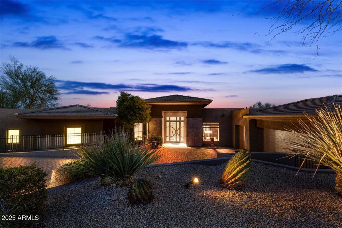 13637 N CATCLAW Court