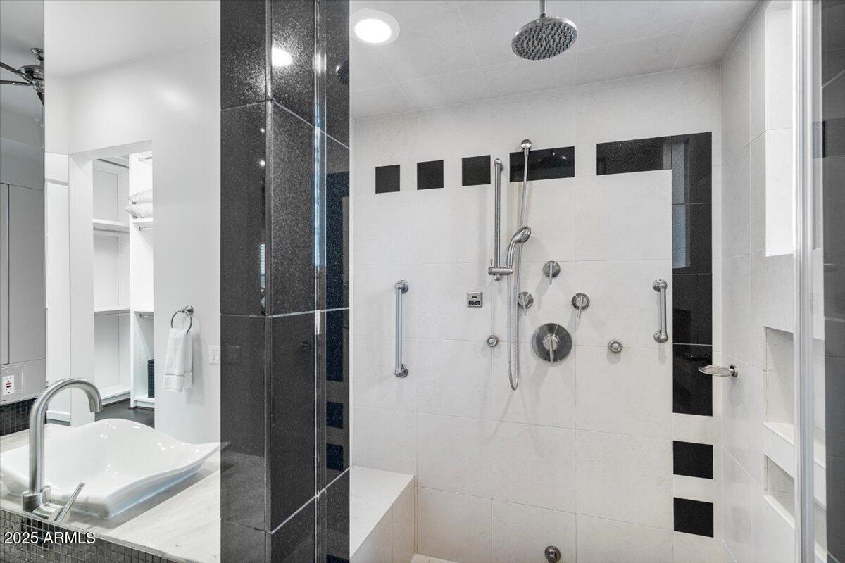 Fountain Hills, Arizona 85268, United States, 4 Bedrooms Bedrooms, ,4 BathroomsBathrooms,Residential,Active,89688