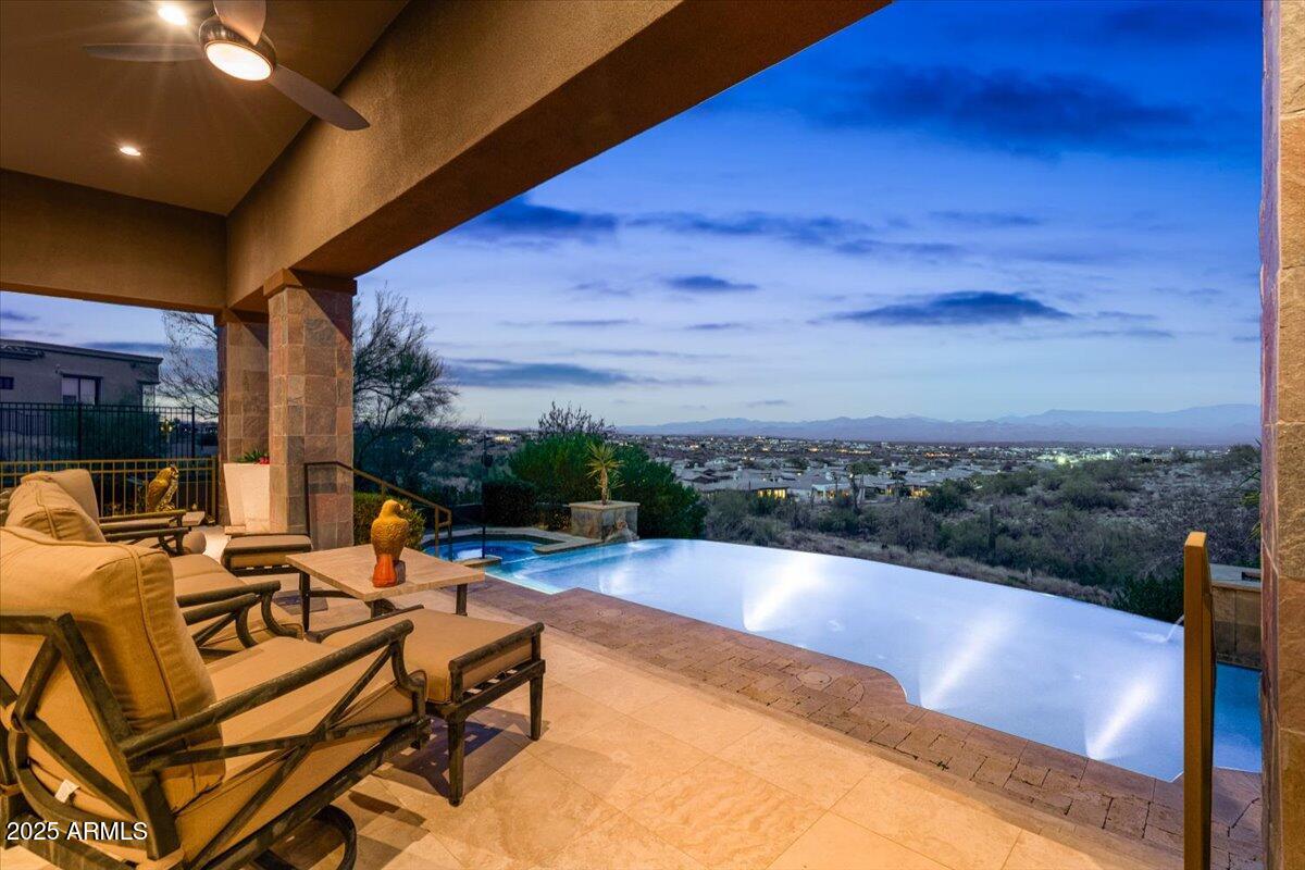 13637 N CATCLAW Court