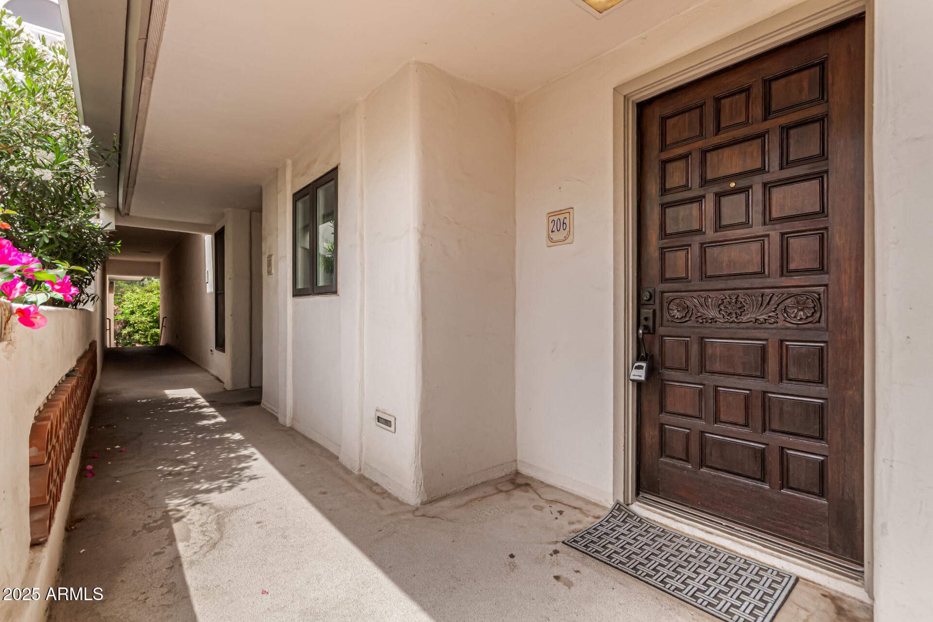 5200 S LAKESHORE Drive 206