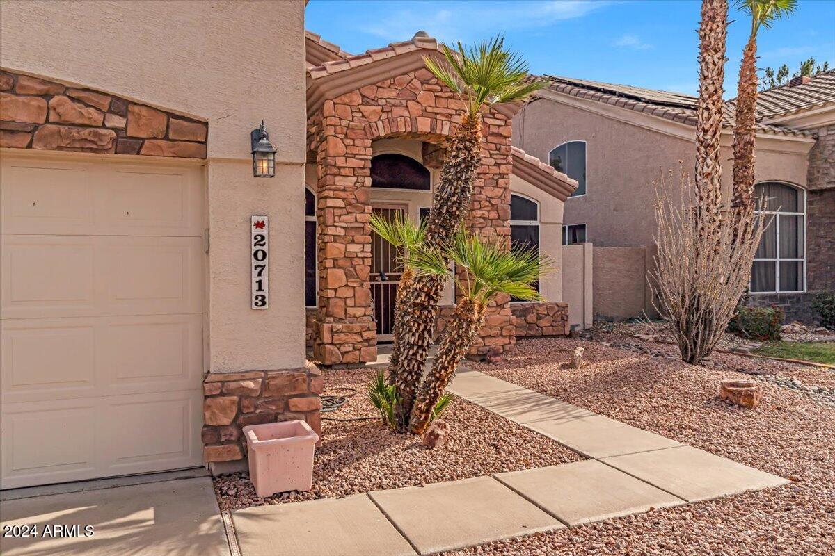 Glendale, Arizona 85308, United States, 4 Bedrooms Bedrooms, ,2 BathroomsBathrooms,Residential,Pending,47729