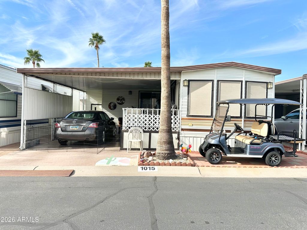 Photo of 1015 S Propsector Drive, Apache Junction, AZ 85119 (MLS # 6963776)