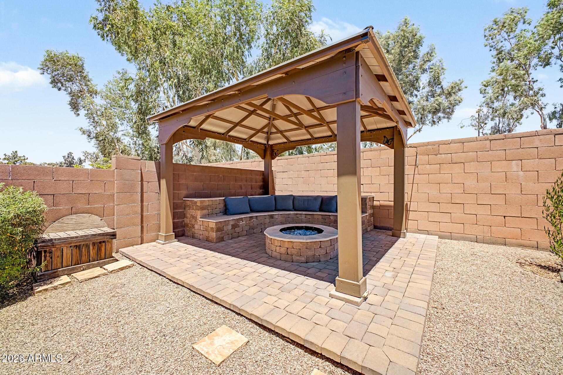 4486 E SUNDANCE Court