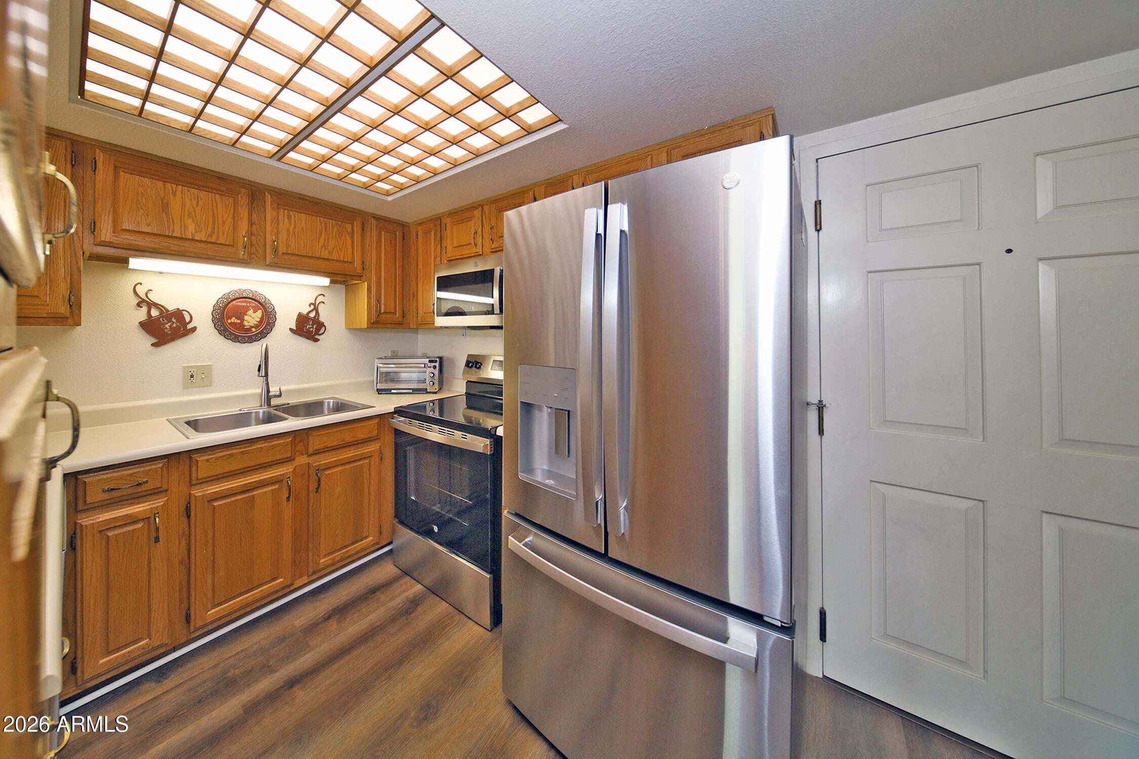 10330 W THUNDERBIRD Boulevard B110