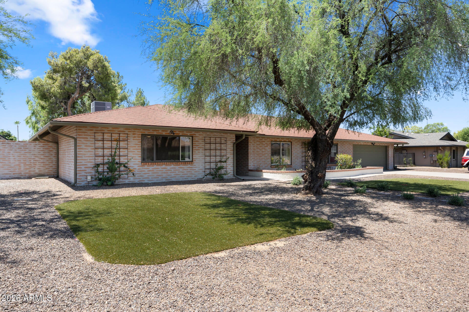 5449 E LARKSPUR Drive