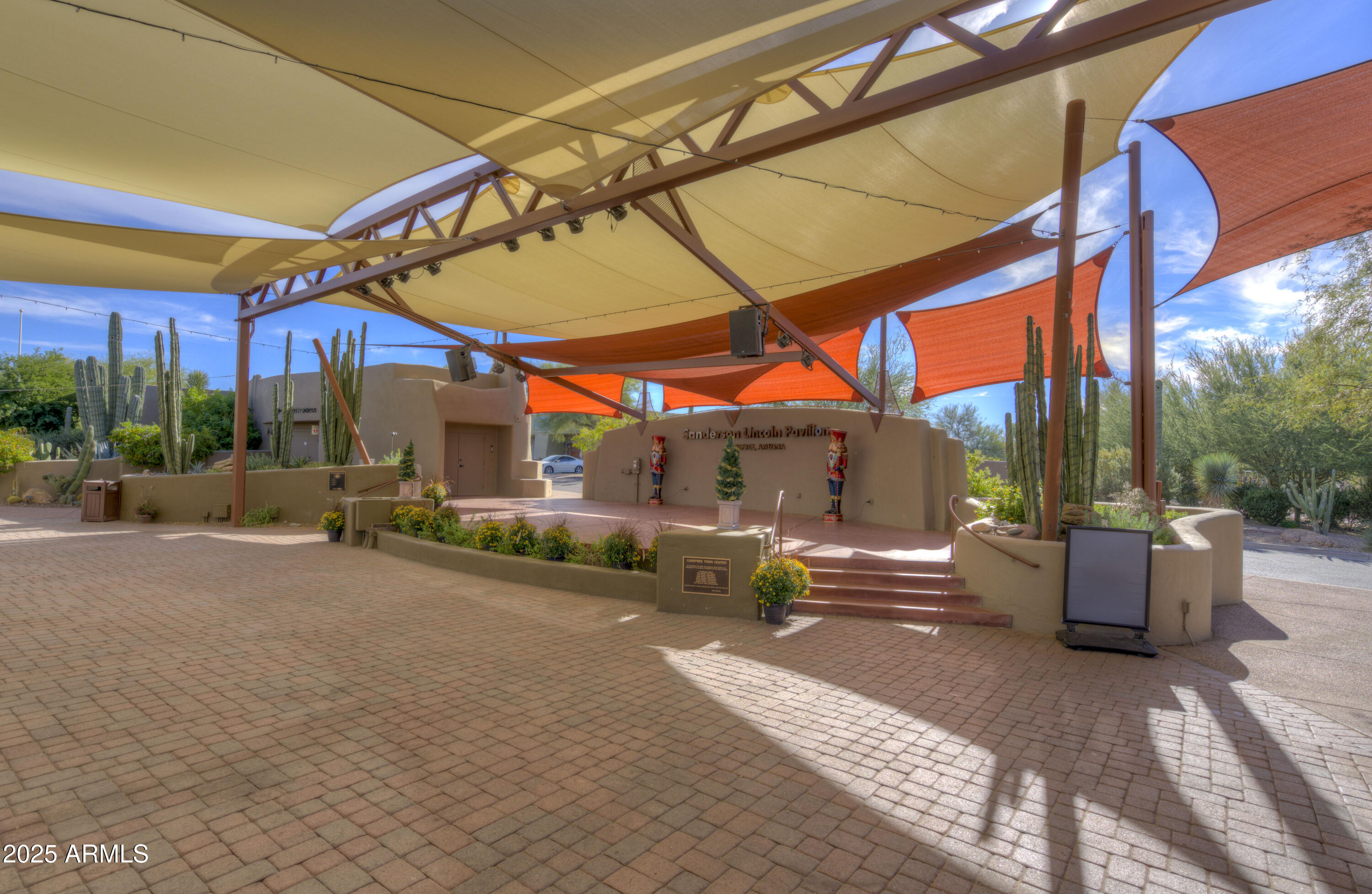 Carefree - Residential