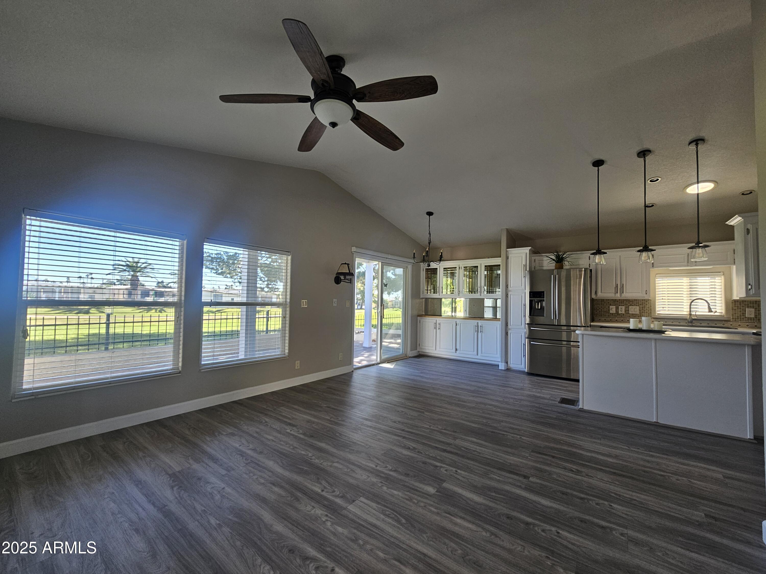 650 N Hawes Road 2844