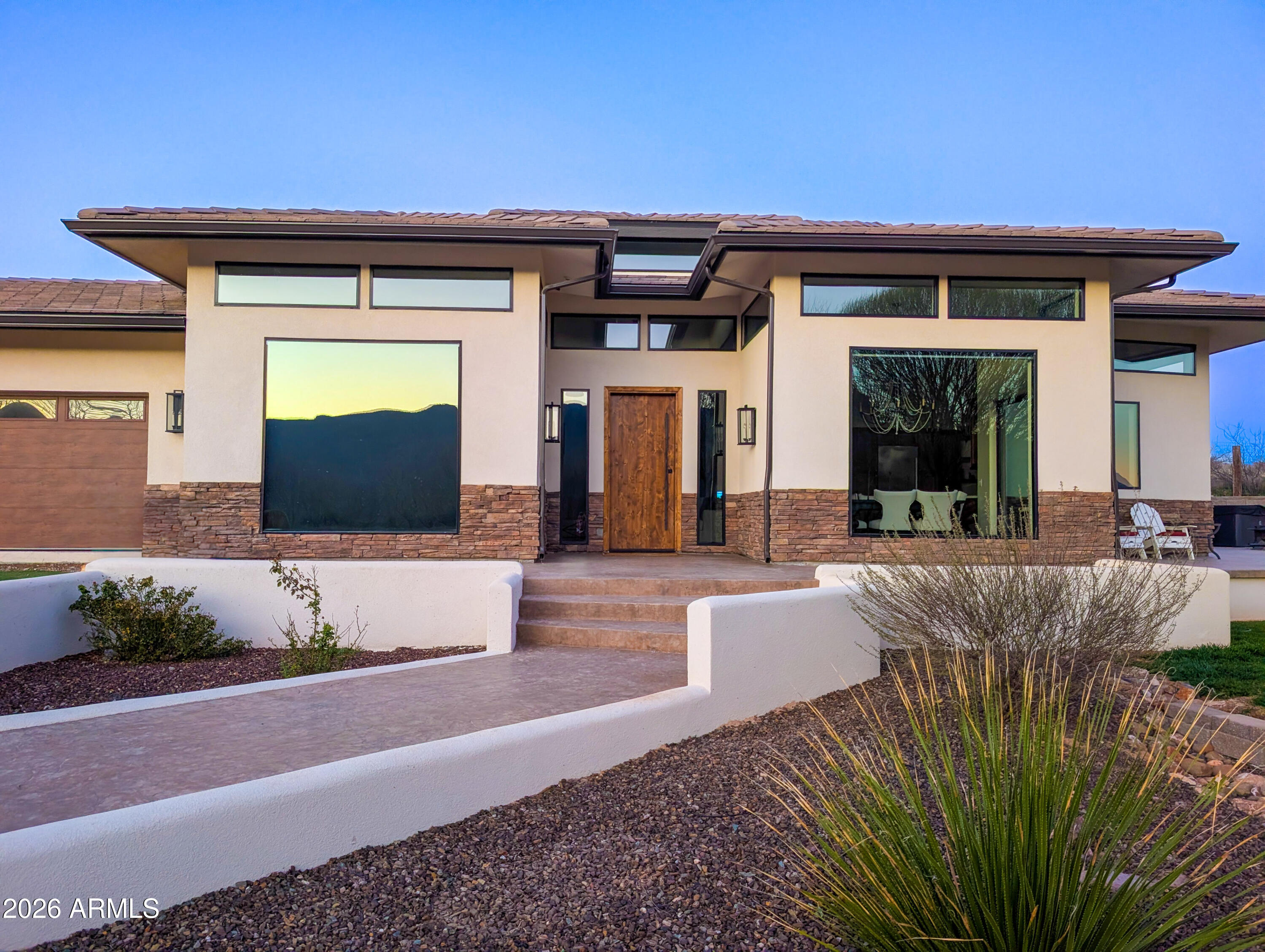 2833 S OLD CHURCH Road