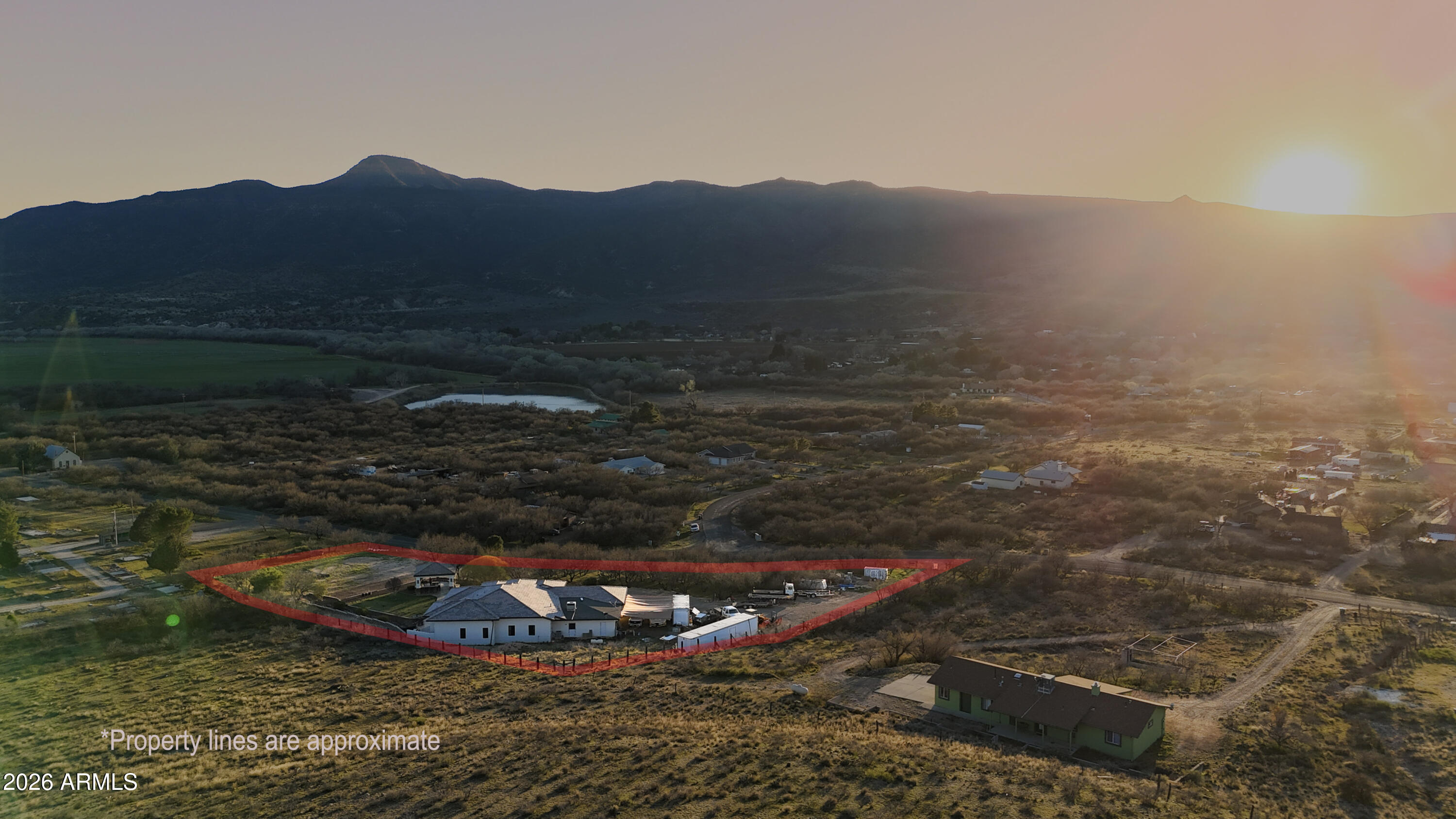 2833 S OLD CHURCH Road