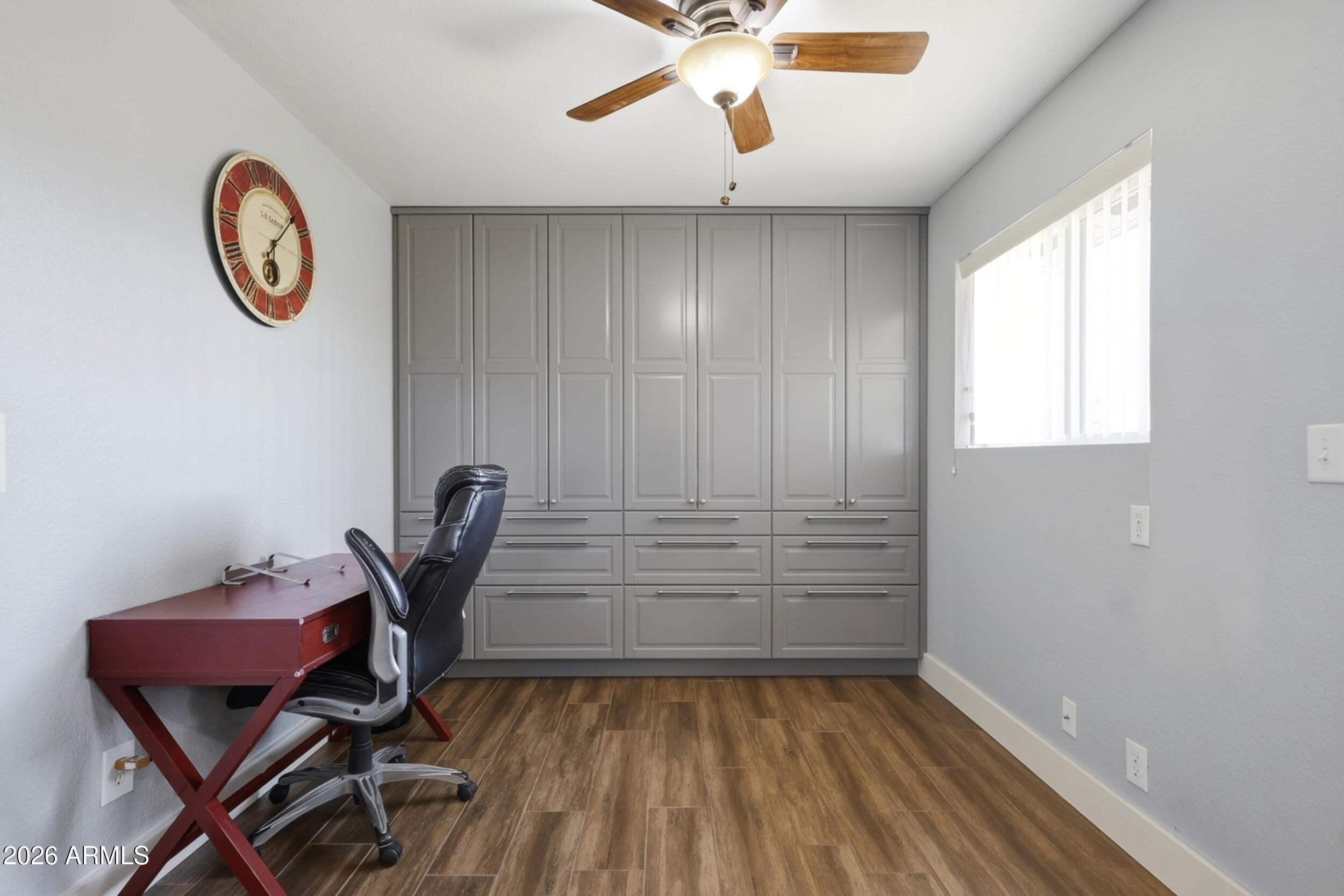 SUNLAND VILLAGE 5 - Residential