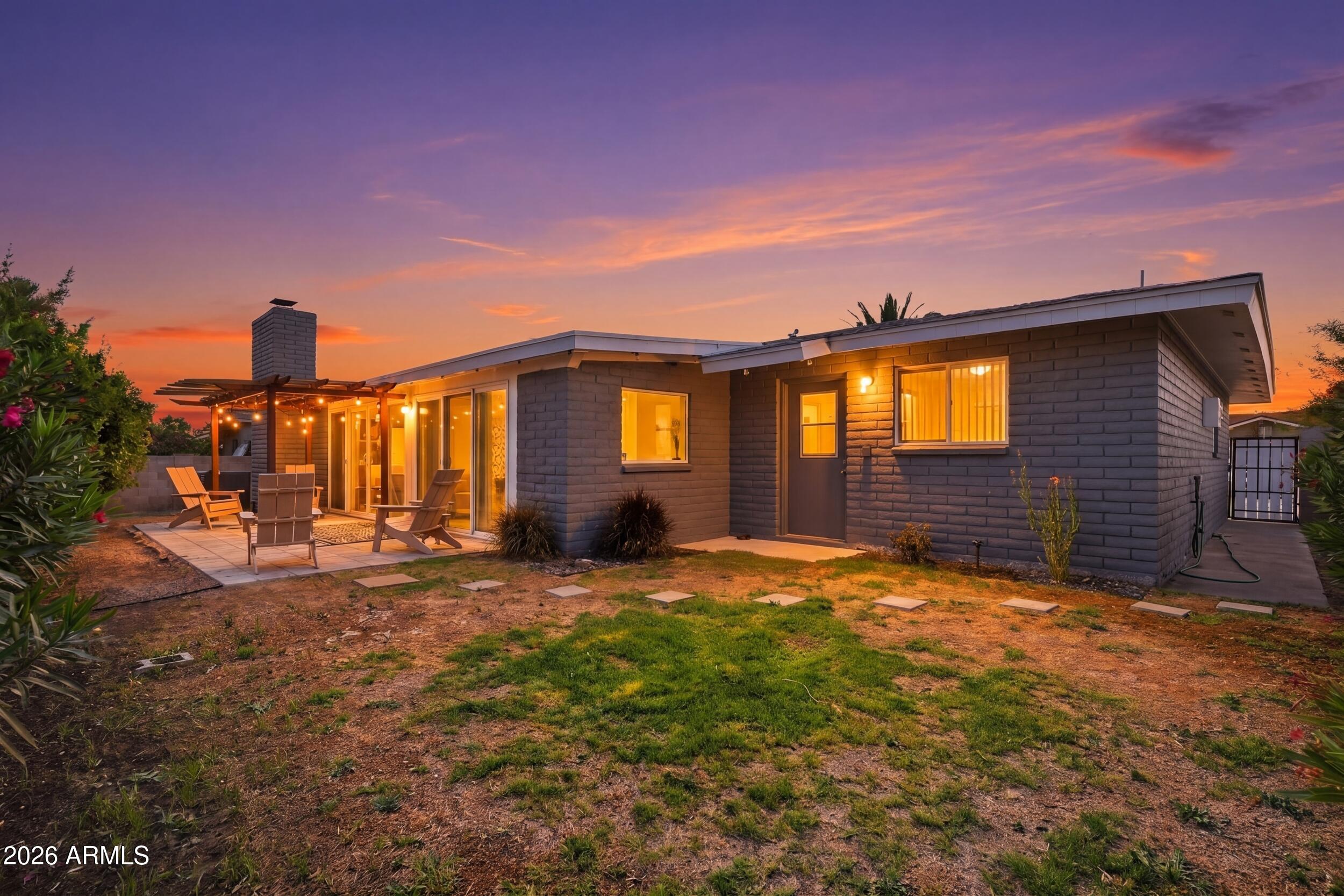 SUNLAND VILLAGE 5 - Residential