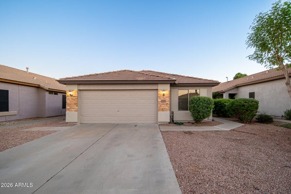 12517 W MADISON ST, AVONDALE, AZ 85323 - Image 8c2e69f2ae7d196aa8d60aa0c30282da/212598349