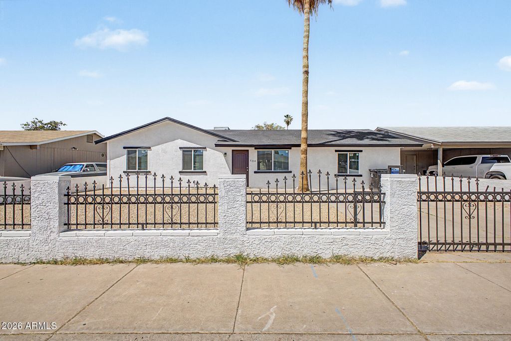Photo of 7214 W Flower Street, Phoenix, AZ 85033 (MLS # 7016091)